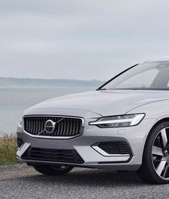 Volvo V60 B4